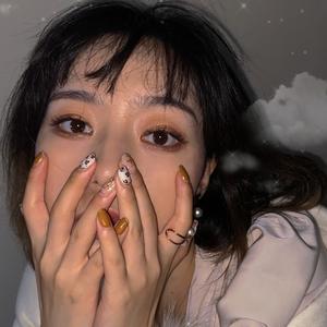 张卷卷同学头像