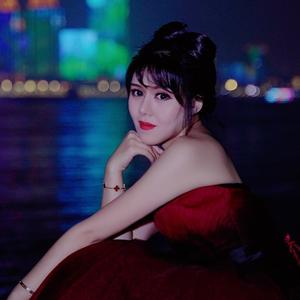 女歌手毛惠的个人资料图片