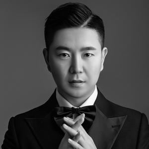 主持人方博头像