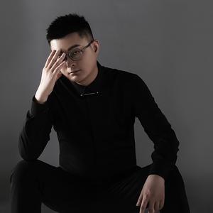 室内设计师周雕头像