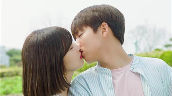 我的那个亲亲呀,亲个蛋蛋小亲亲呀#我咋想得那么美